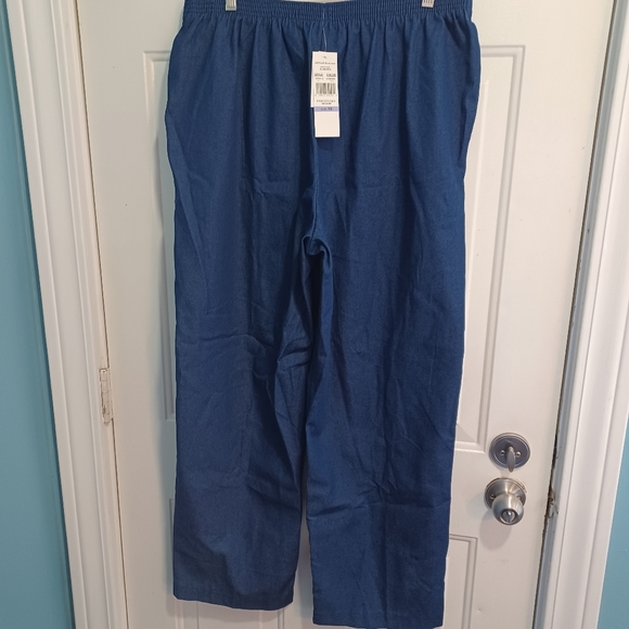 NWT Alfred Dunner Stretch Pull-On Pant Size 18 - Picture 9 of 10